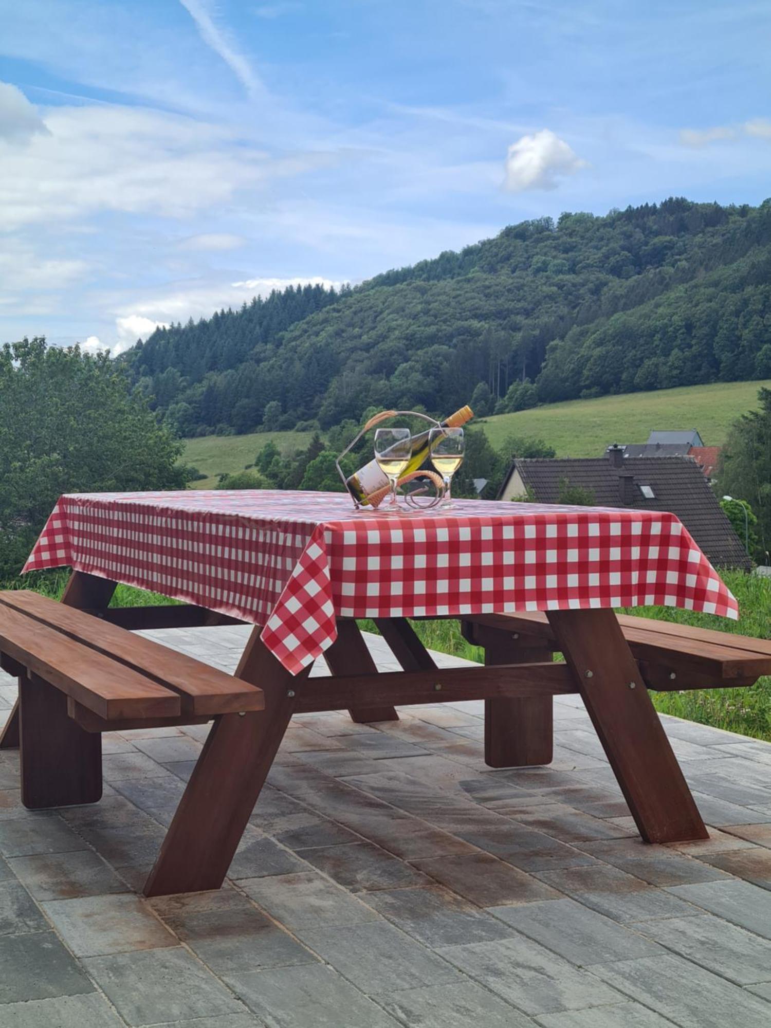Am Berg Villa Hohenfels-Essingen